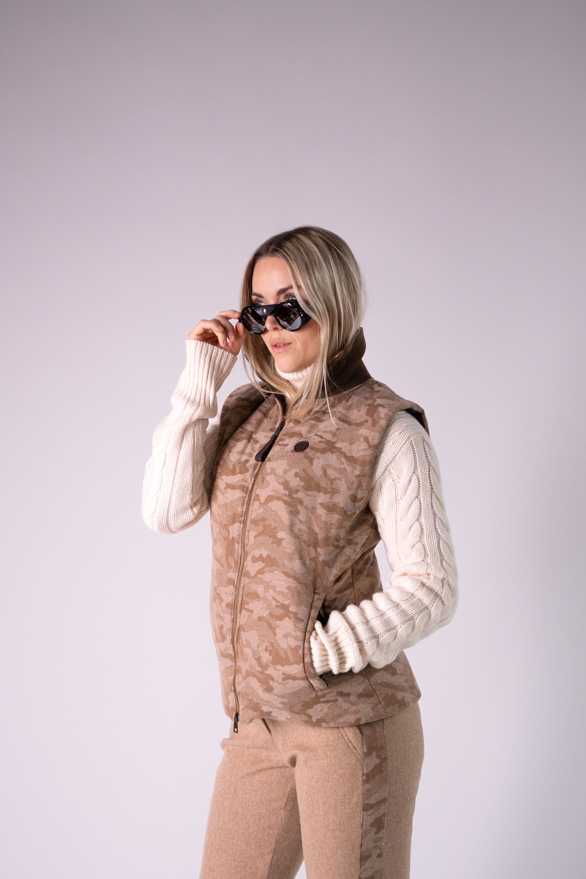 W Schilthorn Vest Italiana 2026 – Alps & Meters