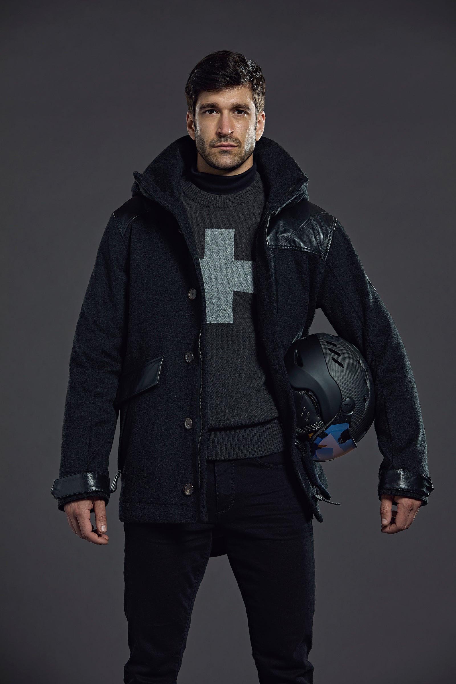 Loro_Piana_Outrig_Black_Helmet